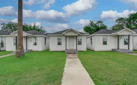4910 Lee Street Houston TX 77020