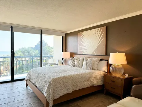 5220 Seawall Boulevard 438/439 Galveston TX 77551