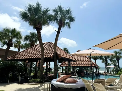 5220 Seawall Boulevard 438/439 Galveston TX 77551