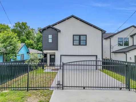 8136 Chateau Street Houston TX 77028