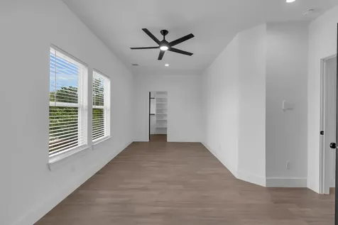 8136 Chateau Street Houston TX 77028