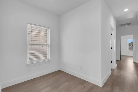 8136 Chateau Street Houston TX 77028