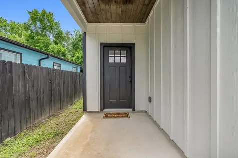 8136 Chateau Street Houston TX 77028