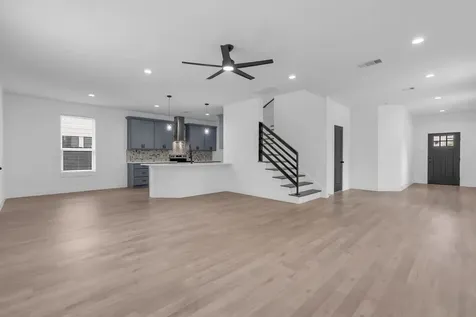 8136 Chateau Street Houston TX 77028