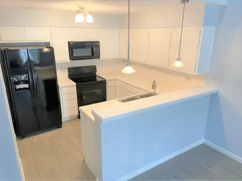 13014 Leader Street 936 Houston TX 77072