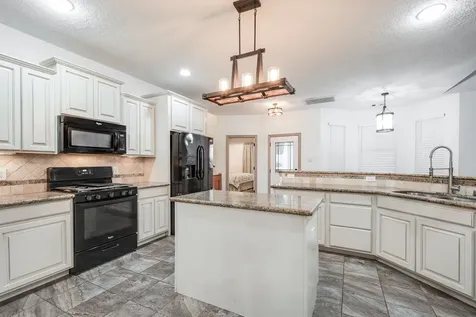 14063 Belmont Circle Mont Belvieu TX 77523