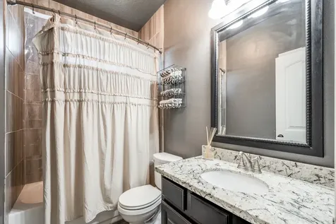 14063 Belmont Circle Mont Belvieu TX 77523