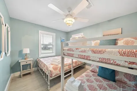 22123 Zapata Galveston TX 77554