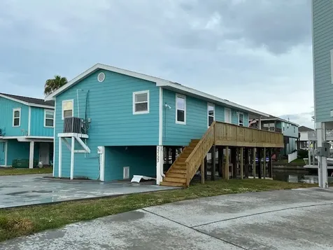 22123 Zapata Galveston TX 77554