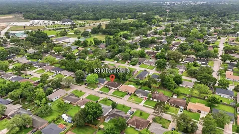 16910 David Glen Drive Friendswood TX 77546