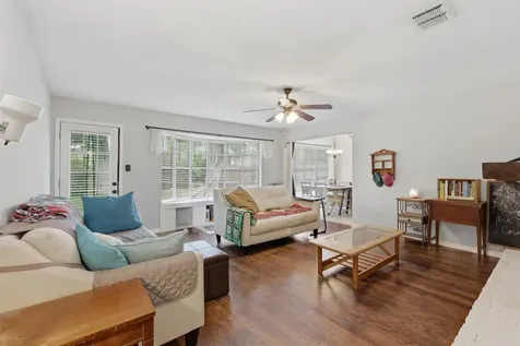 16910 David Glen Drive Friendswood TX 77546