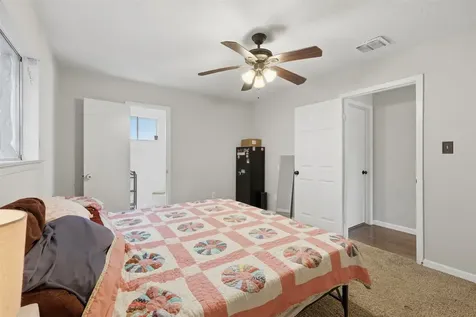 16910 David Glen Drive Friendswood TX 77546