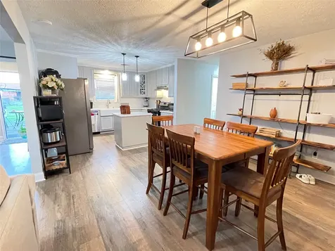 808 Dumas Drive Bryan TX 77803
