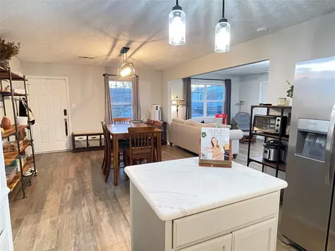 808 Dumas Drive Bryan TX 77803