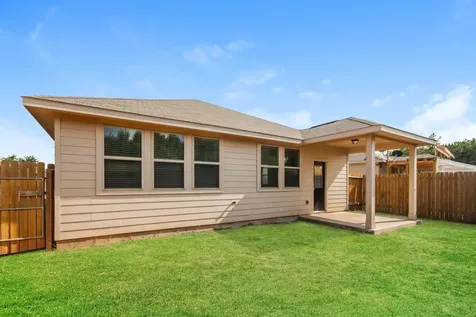 26 Road 5102f Cleveland TX 77327