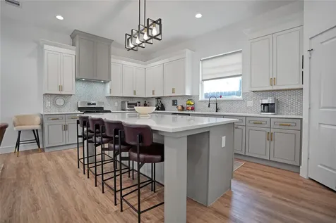 303 Blueberry Street B Houston TX 77018