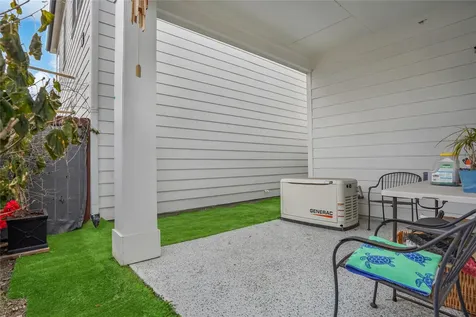 303 Blueberry Street B Houston TX 77018
