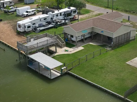 1253 County Road 299 Sargent TX 77414