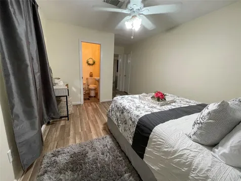 1212 55th Street Galveston TX 77551