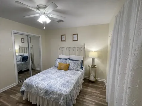 1212 55th Street Galveston TX 77551