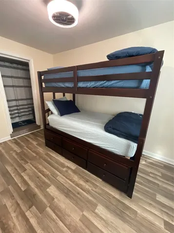 1212 55th Street Galveston TX 77551