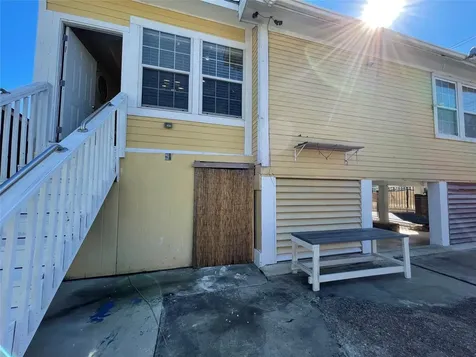 1212 55th Street Galveston TX 77551