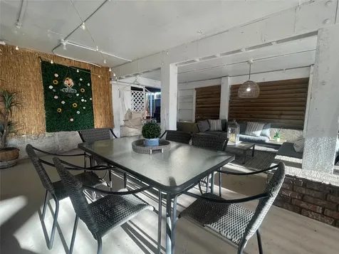 1212 55th Street Galveston TX 77551