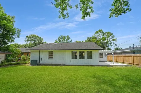 9931 Kittrell Street Houston TX 77034