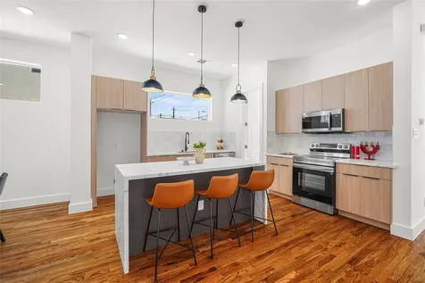 3407 Baer Street Houston TX 77020