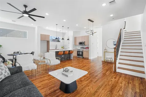 3407 Baer Street Houston TX 77020