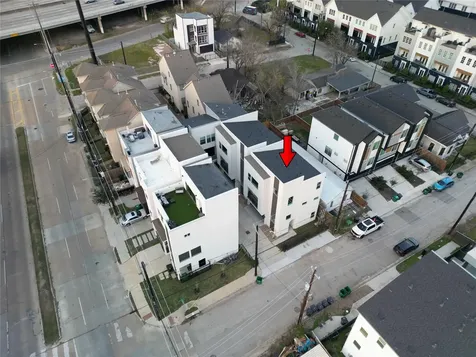 3407 Baer Street Houston TX 77020