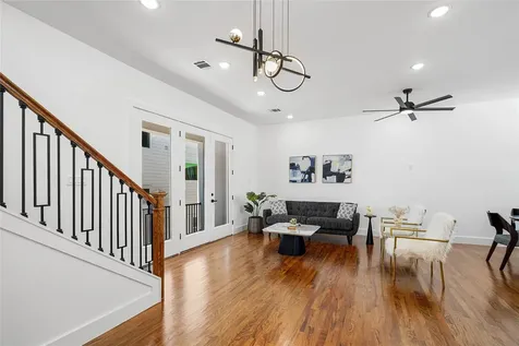 3407 Baer Street Houston TX 77020