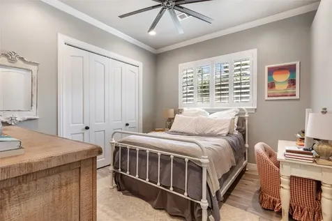 11 Turtle Cove Court Kingwood TX 77346