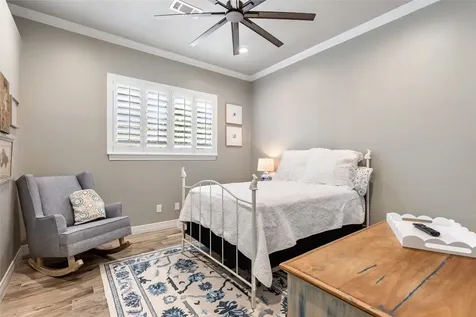 11 Turtle Cove Court Kingwood TX 77346
