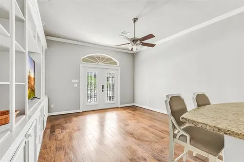 11 Turtle Cove Court Kingwood TX 77346