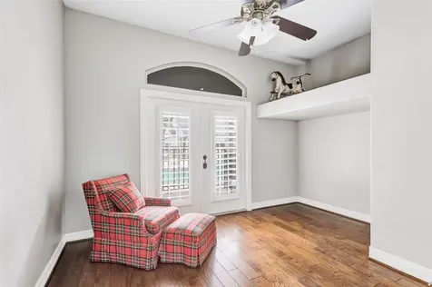 11 Turtle Cove Court Kingwood TX 77346