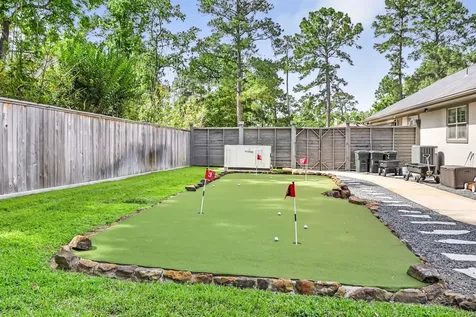 11 Turtle Cove Court Kingwood TX 77346