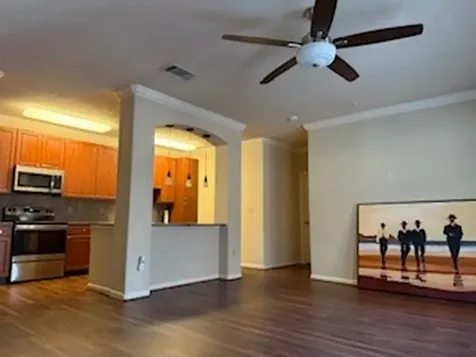 1711 Old Spanish Trail 204 Houston TX 77054