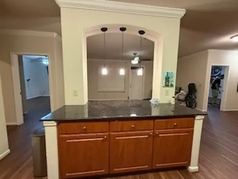 1711 Old Spanish Trail 204 Houston TX 77054