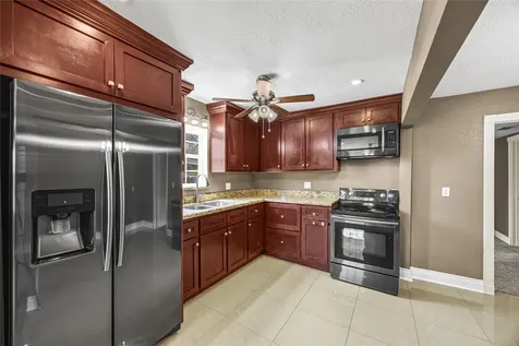 10221 Flaxman St Street Houston TX 77029