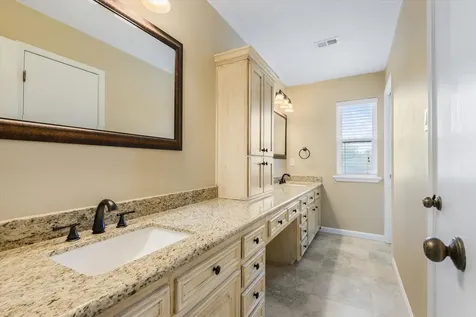 15002 Trowbridge Court Houston TX 77062
