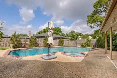 15002 Trowbridge Court Houston TX 77062