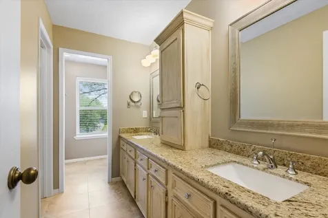 15002 Trowbridge Court Houston TX 77062