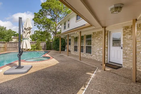 15002 Trowbridge Court Houston TX 77062