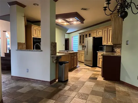 6983 Oakwood Park Houston TX 77040
