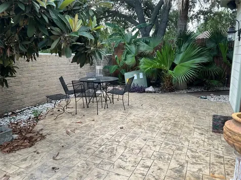 6983 Oakwood Park Houston TX 77040