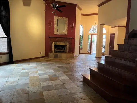 6983 Oakwood Park Houston TX 77040