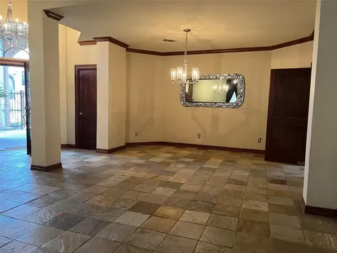 6983 Oakwood Park Houston TX 77040