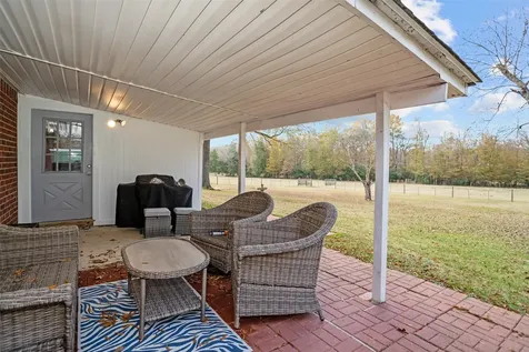 533 Creekwood Street Crockett TX 75835
