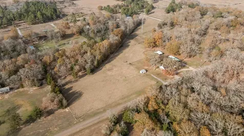 533 Creekwood Street Crockett TX 75835